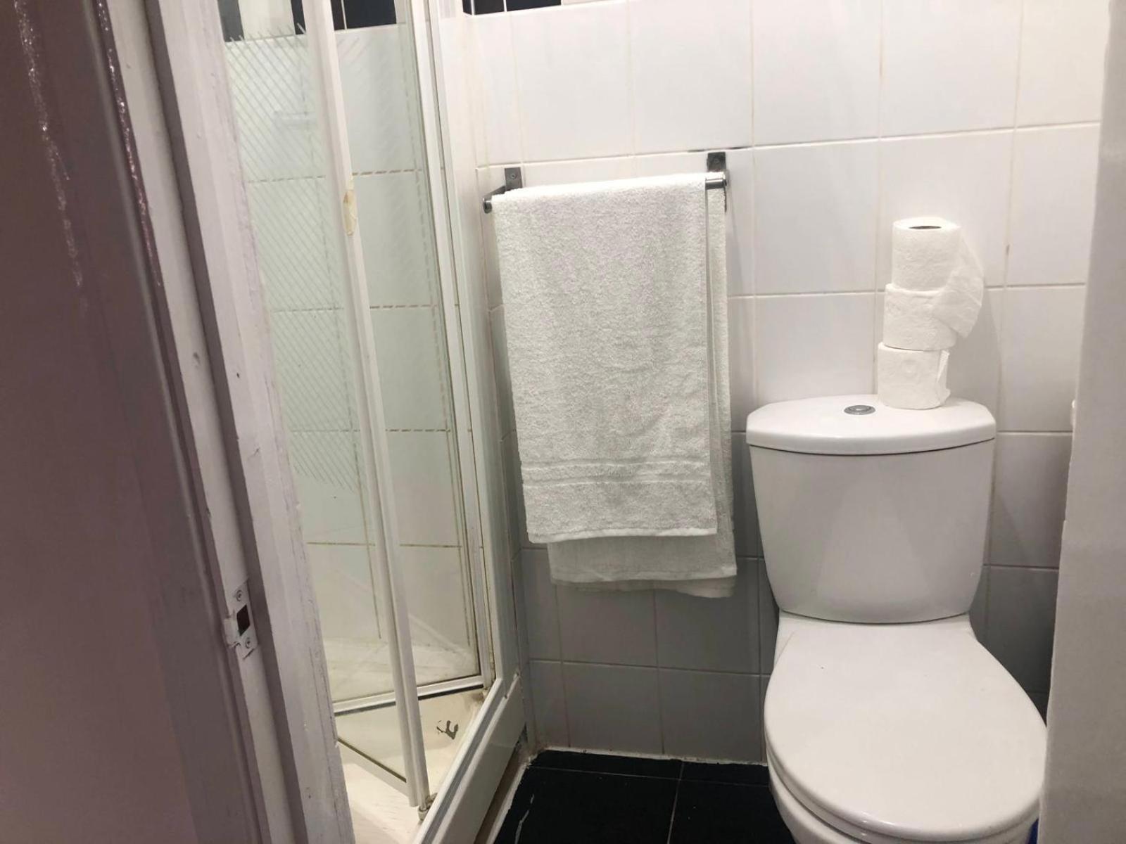 Saji Hotel Ілфорд Екстер'єр фото