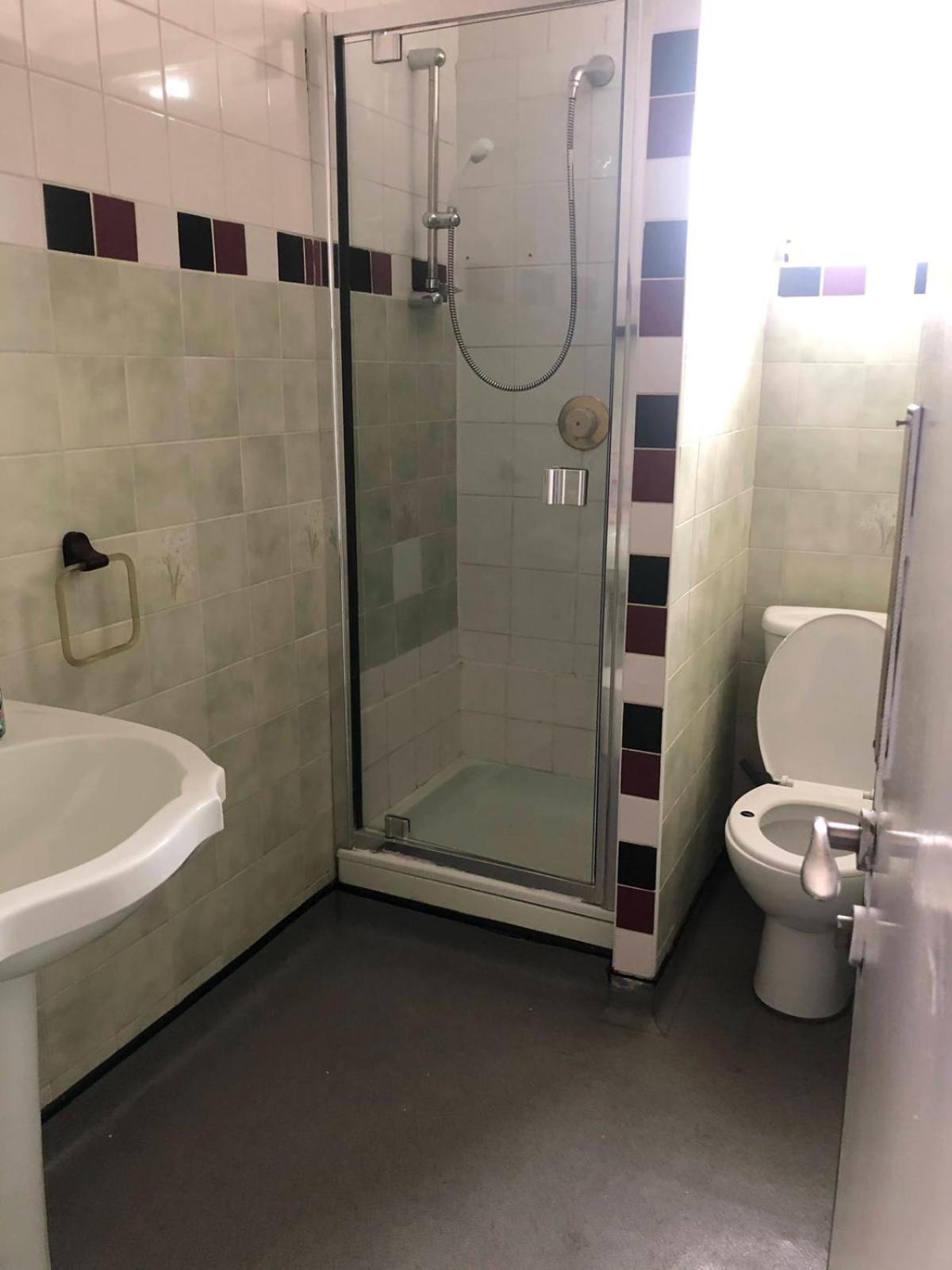 Saji Hotel Ілфорд Екстер'єр фото