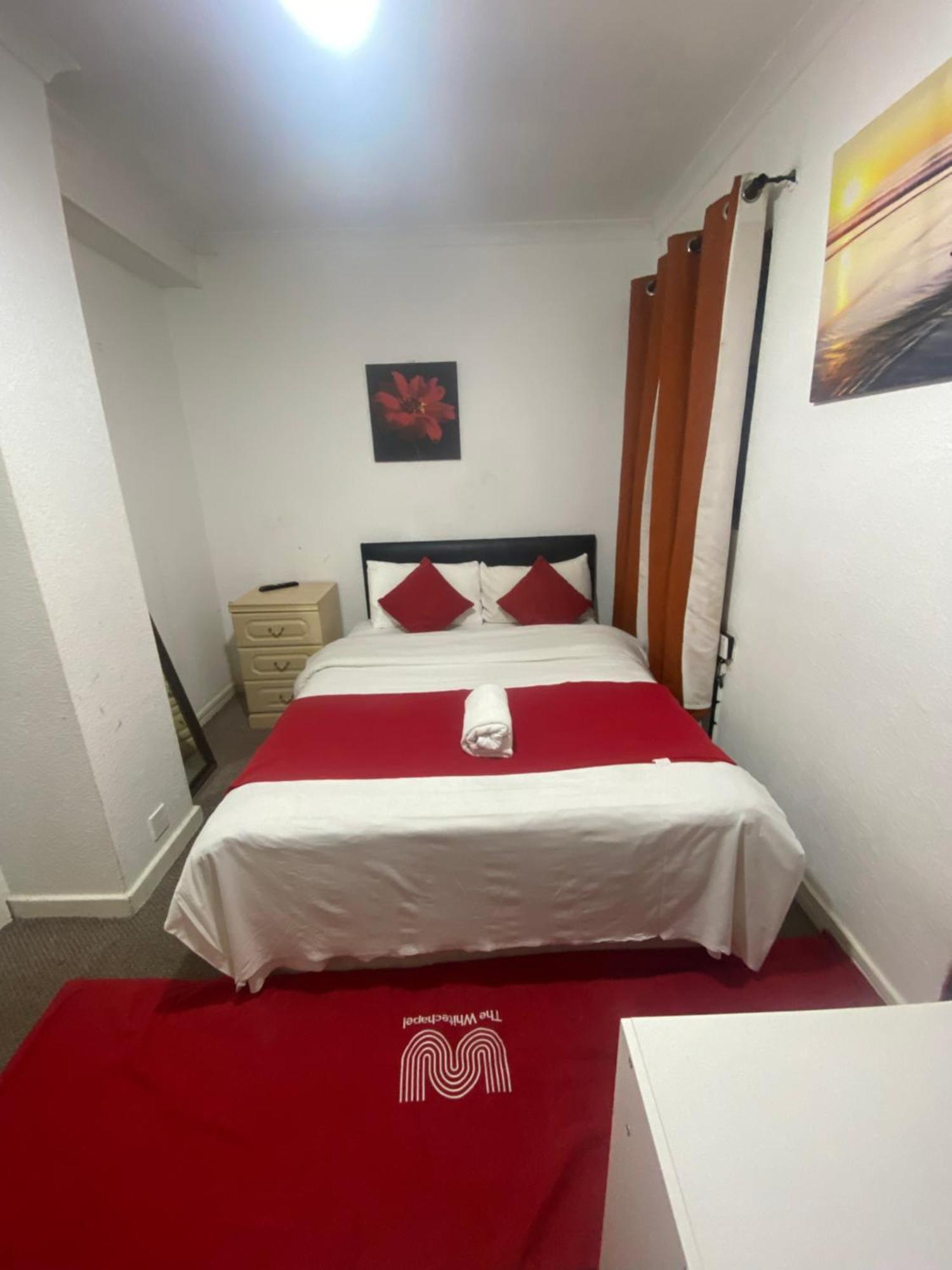 Saji Hotel Ілфорд Екстер'єр фото